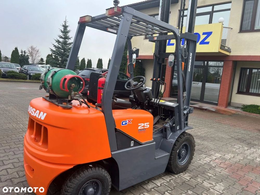 Doosan G25G - 2