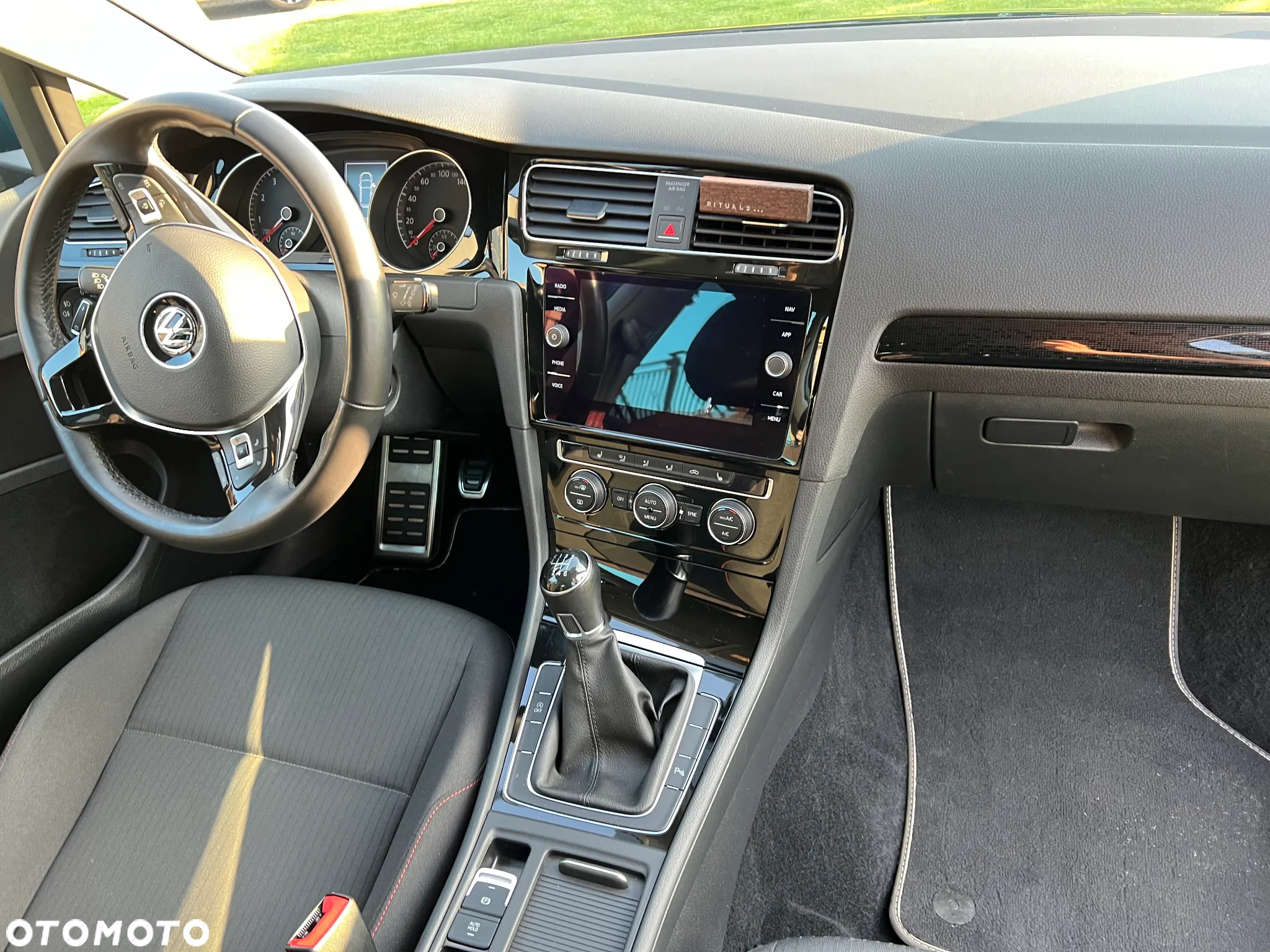 Volkswagen Golf VII 1.4 TSI BMT Highline - 20