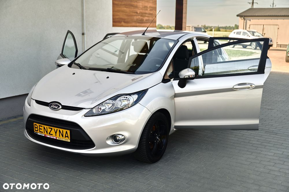 Ford Fiesta 1.25 Titanium - 19