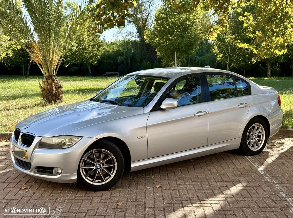 BMW 318 d Navigation - 1