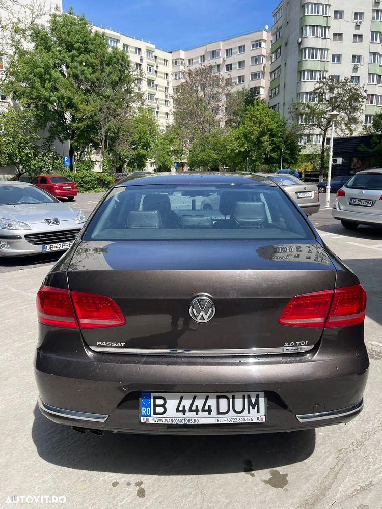 Volkswagen Passat 2.0 TDI BlueMotion Technology DSG Comfortline - 5