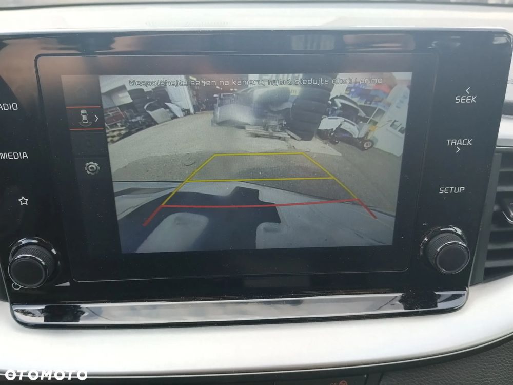Kia Ceed - 13