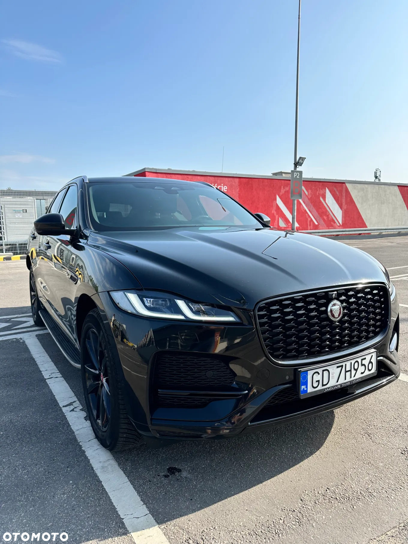 Jaguar F-Pace - 9