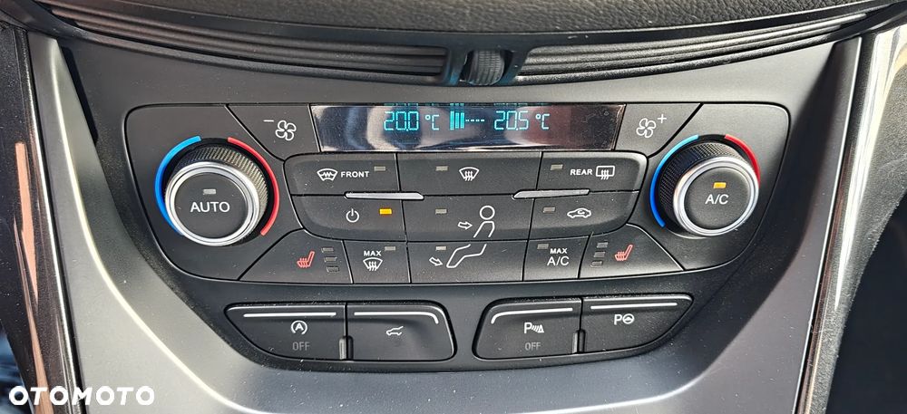 Ford Kuga 1.5 EcoBoost FWD ST-Line X - 32
