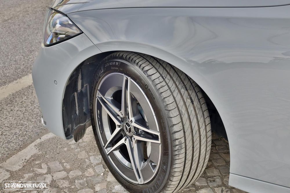 Mercedes-Benz C 300 e AMG Line - 7