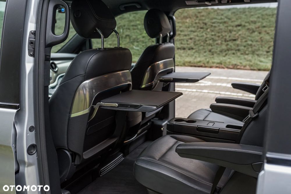 Mercedes-Benz Klasa V 300 d 9G-Tronic Exclusive (d³ugi) - 17
