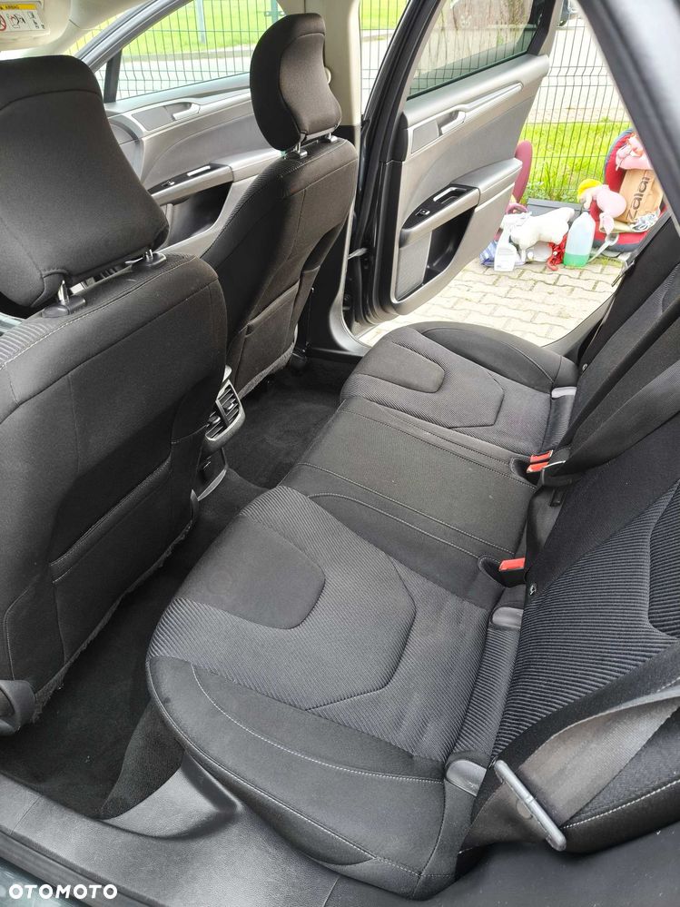 Ford Mondeo - 7