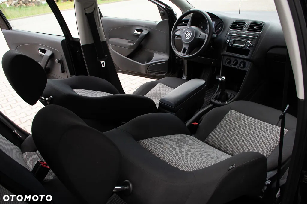 Volkswagen Polo 1.2 MATCH - 25