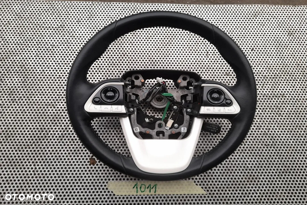 Toyota Prius IV 4 XW50 Kierownica Tempomat