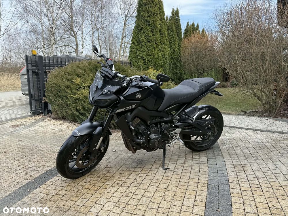 Yamaha MT - 6