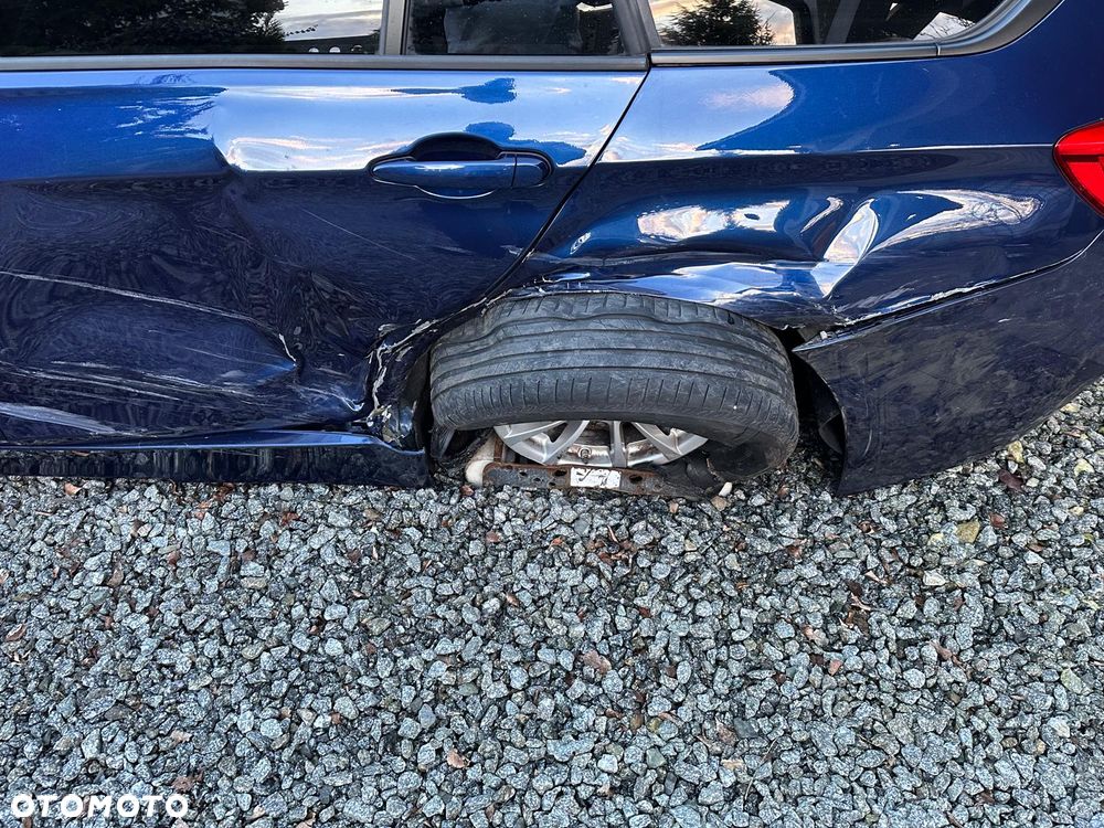 BMW Seria 3 320d Efficient Dynamics Edition Blue Perf - 24