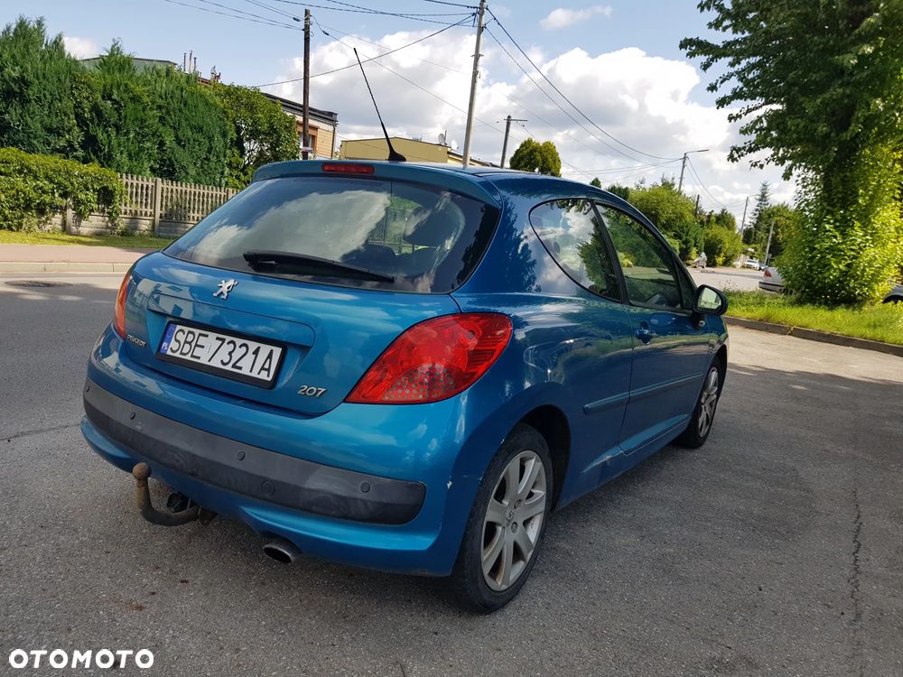 Peugeot 207 - 3