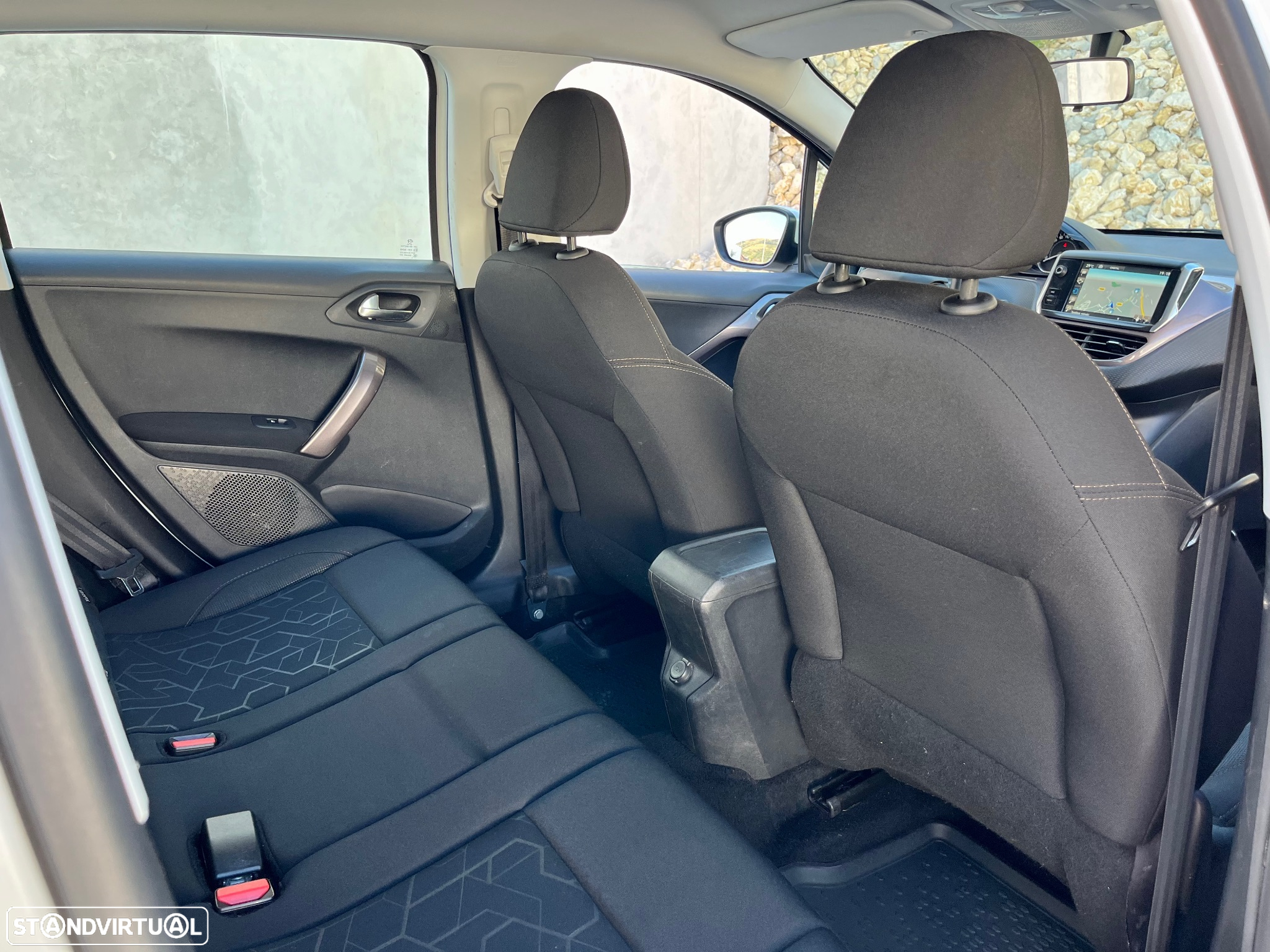 Peugeot 2008 1.2 PureTech Active - 24