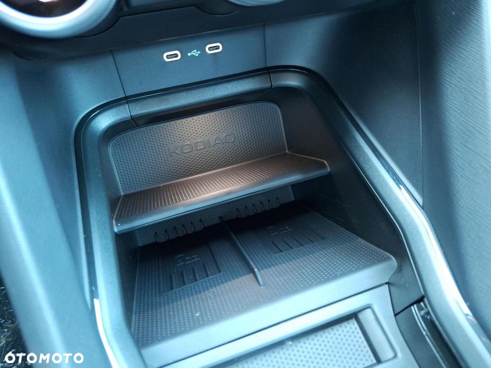 Skoda Kodiaq 2.0 TSI 4x4 Selection DSG - 25