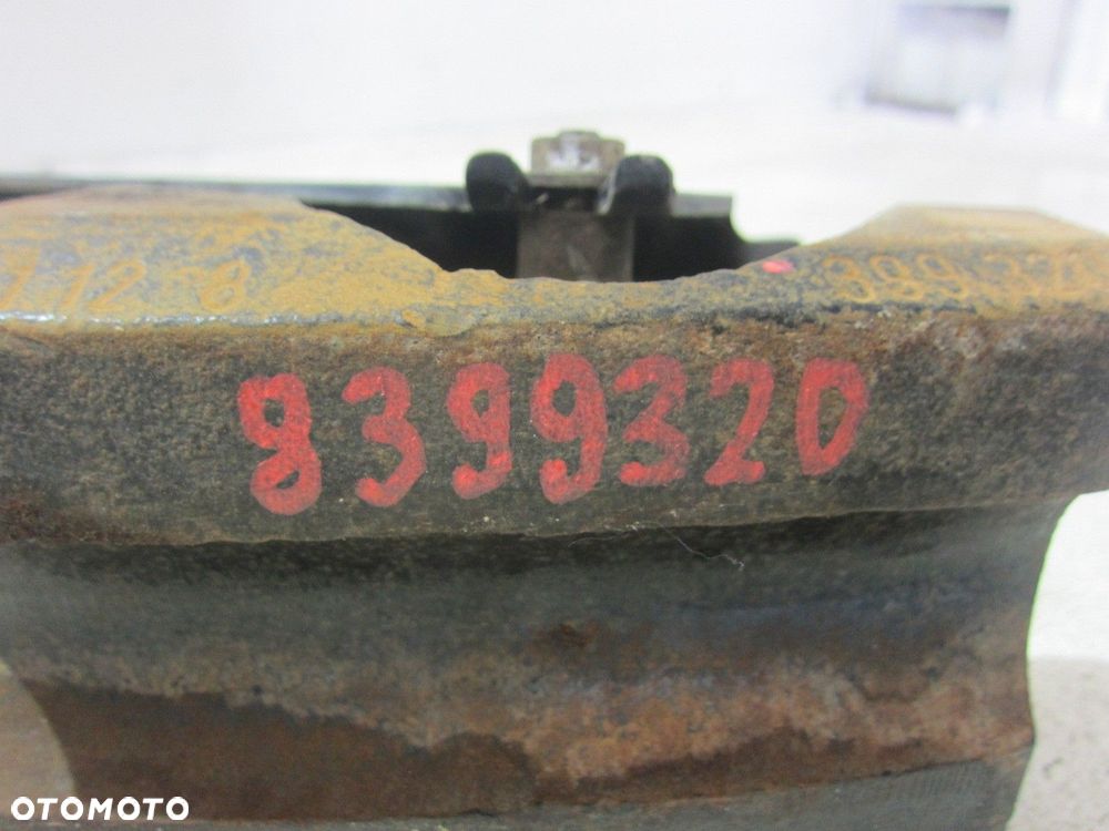 BMW E36 Z3 ABSORBER ODBÓJ ODBOJE ZDERZAKA TYLNEGO STREFA ZGNIOTU 8410751 - 8