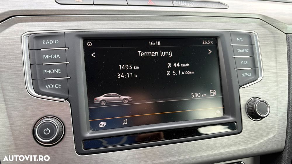 Volkswagen Passat - 17