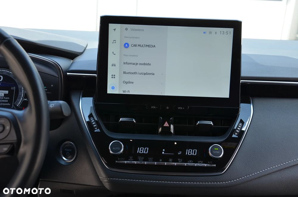 Toyota Corolla 1.8 Hybrid Executive - 16