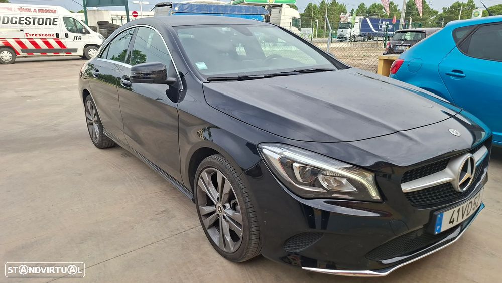 Mercedes-Benz CLA 180 - 9