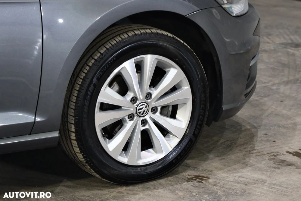 Volkswagen Golf 2.0 TDI DSG Comfortline - 31