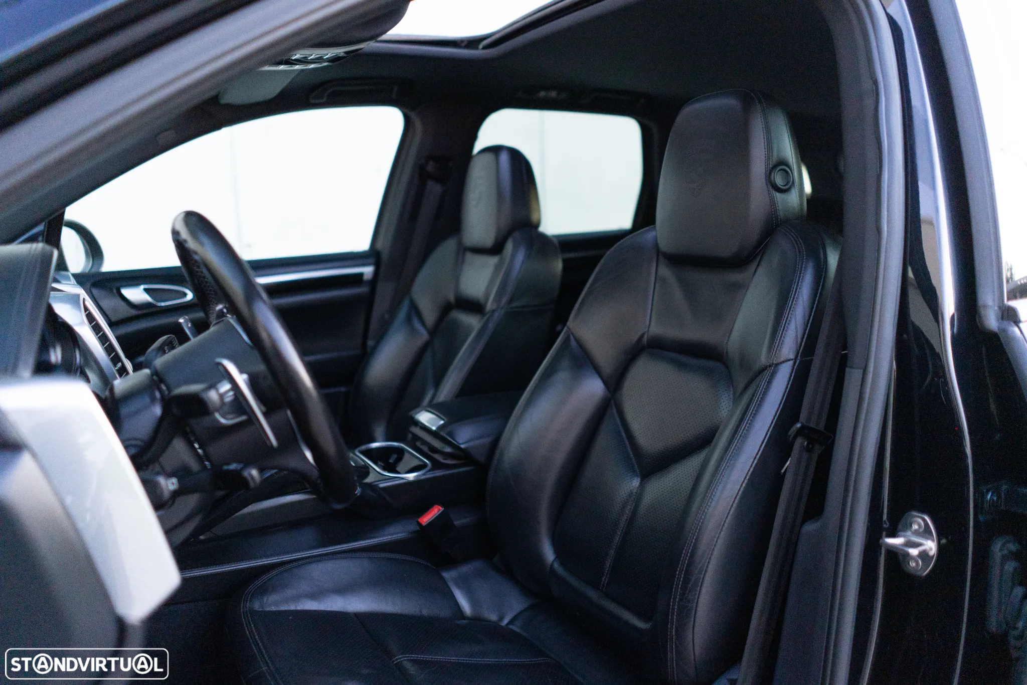 Porsche Cayenne Standard - 9