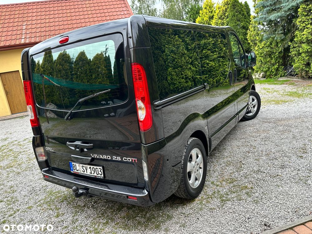 Opel Vivaro - 13