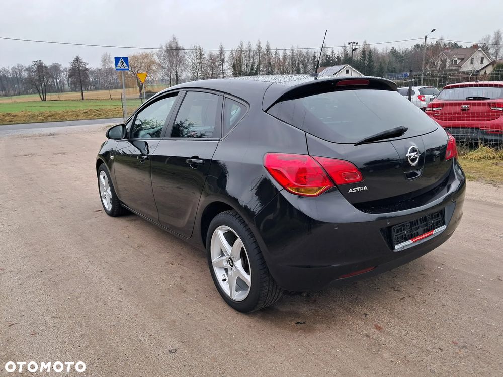 Opel Astra 1.6 Edition Sport - 6