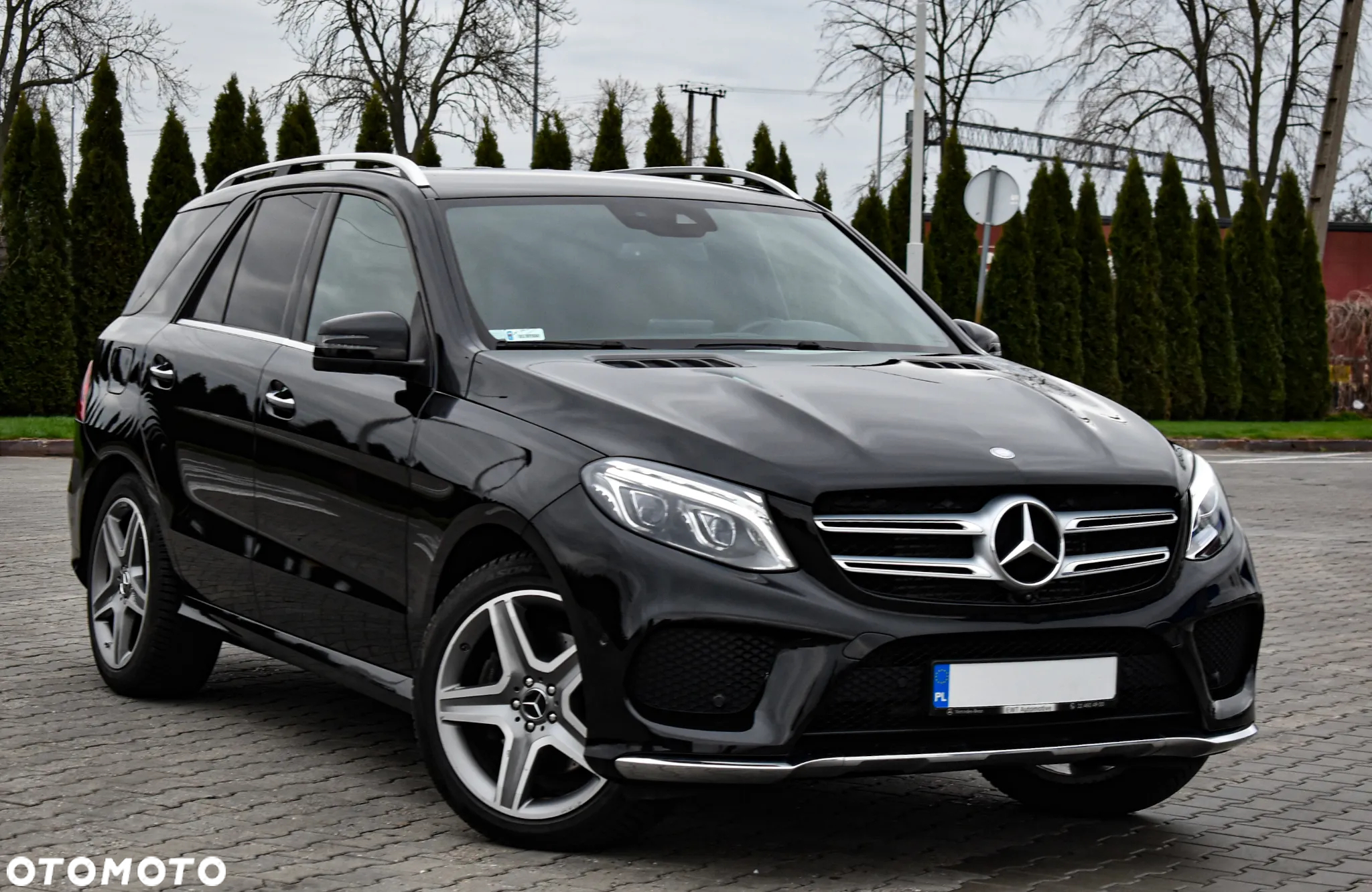 Mercedes-Benz GLE 350 d Coupe 4Matic 9G-TRONIC AMG Line - 2