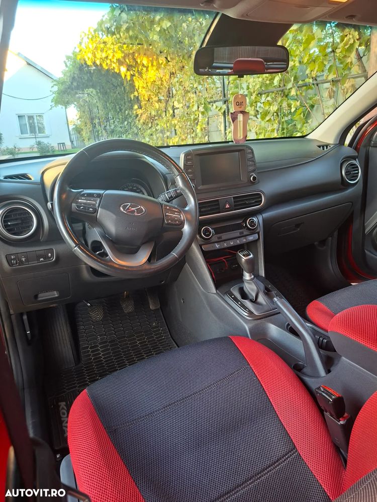 Hyundai KONA - 10
