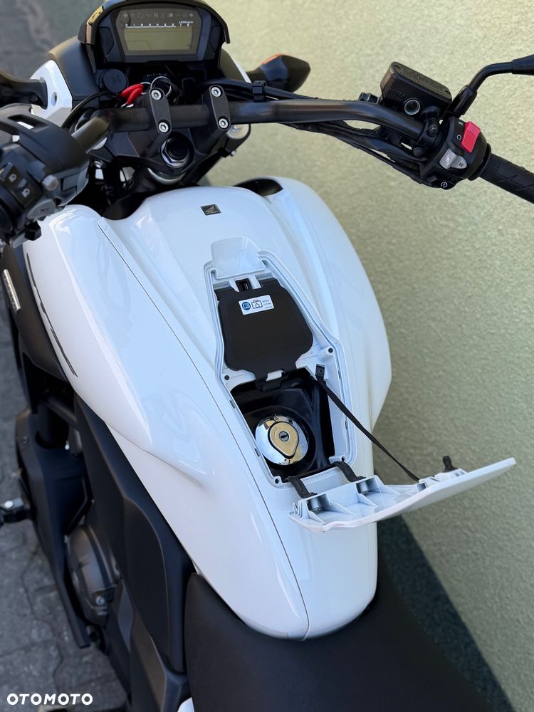 Honda CTX - 37