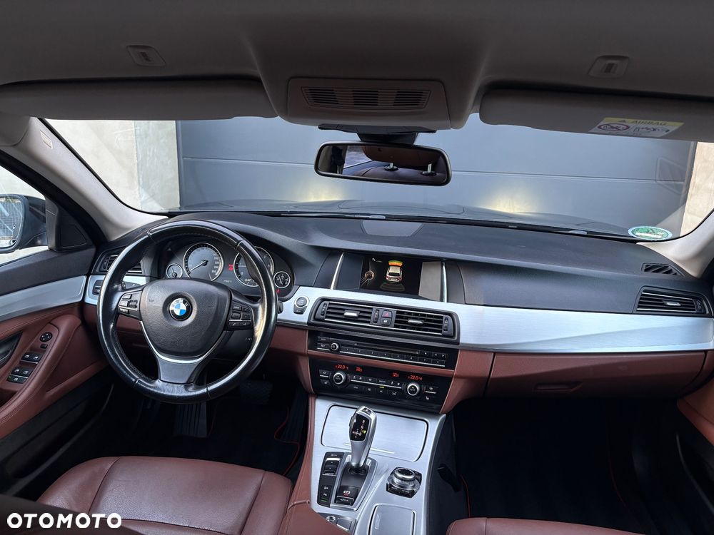 BMW Seria 5 520d xDrive Luxury Line - 10