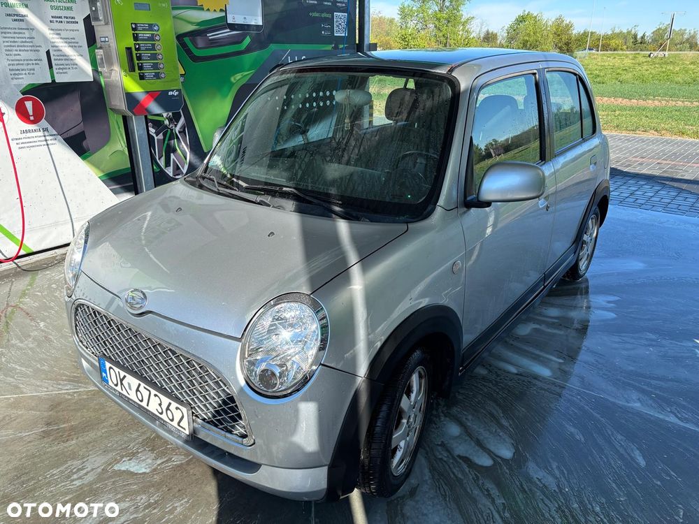 Daihatsu Trevis 1.0 - 3