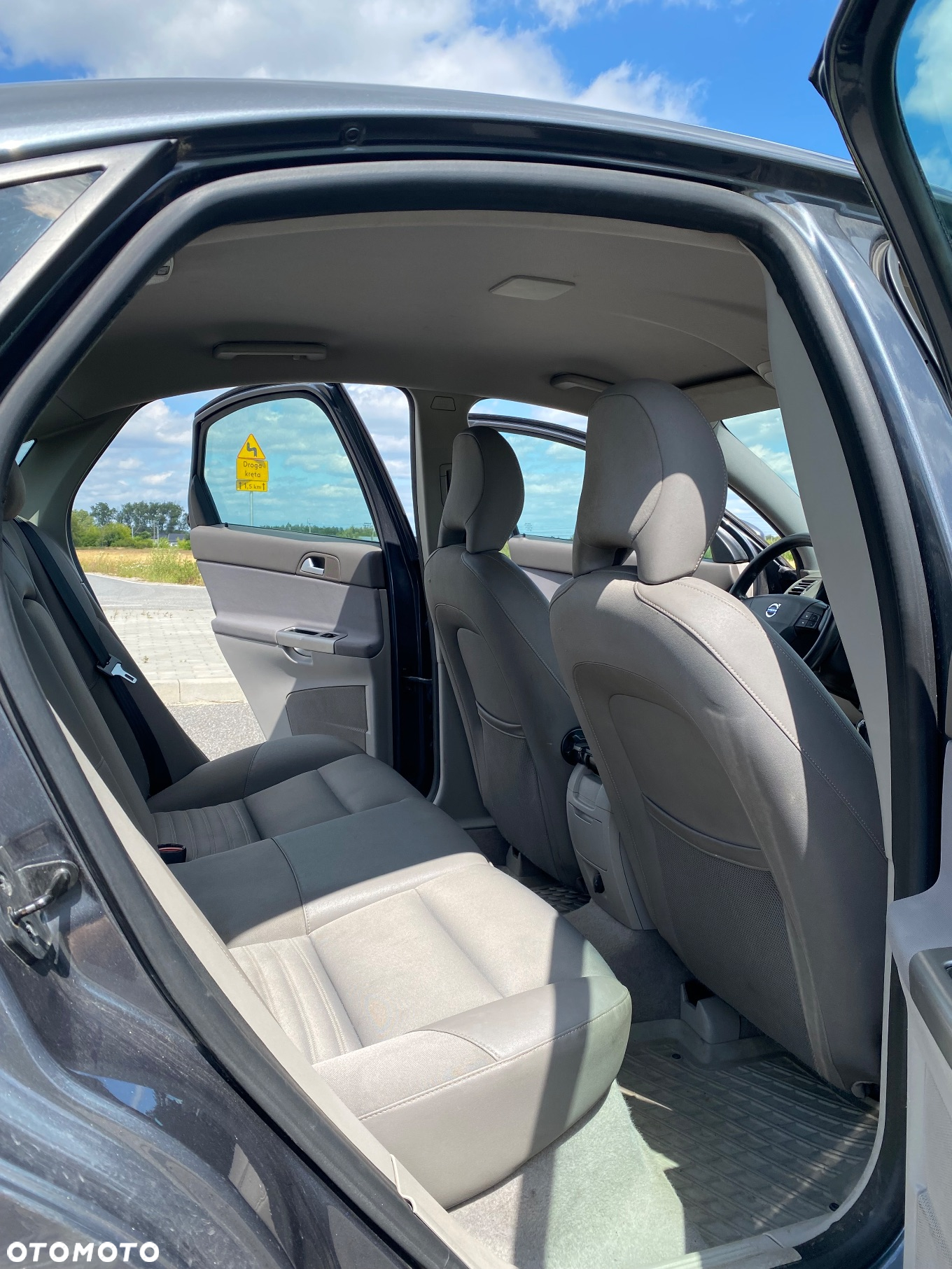 Volvo S40 1.6D - 10