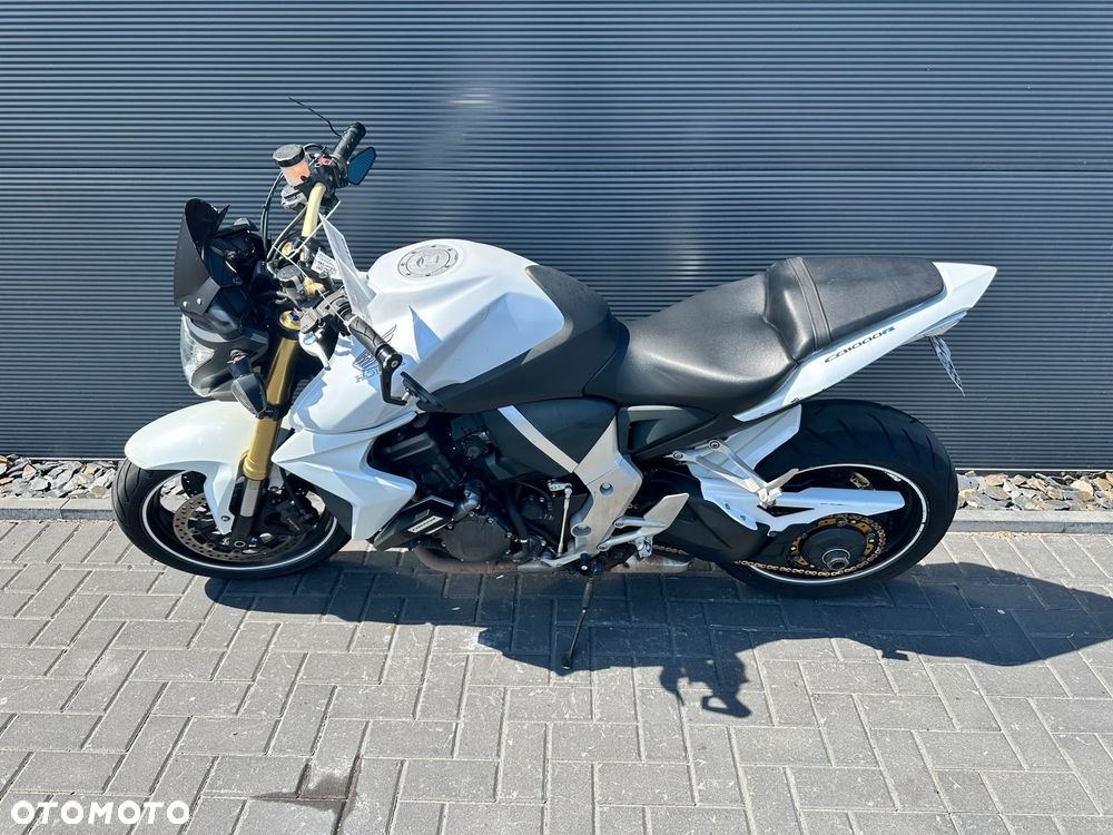 Honda CB - 2