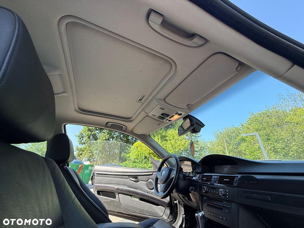 BMW Seria 3 320d - 12
