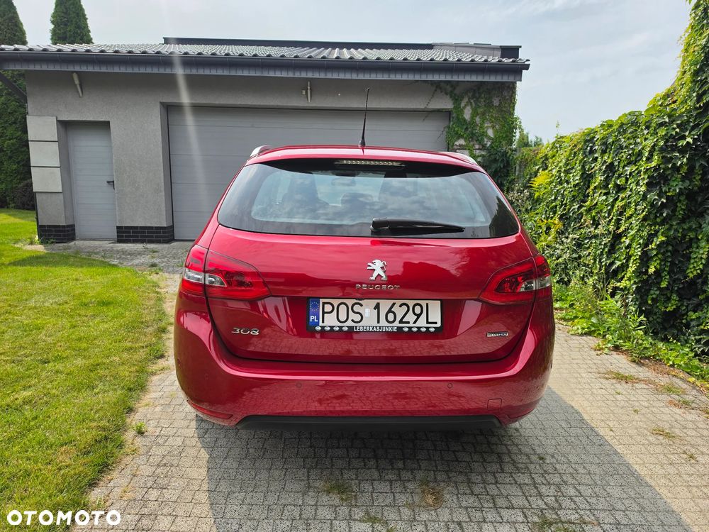 Peugeot 308 1.6 BlueHDi Allure S&S EAT6 - 7