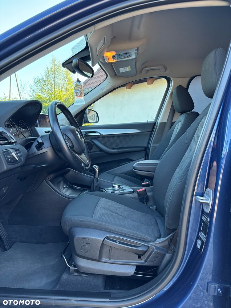 BMW X1 sDrive16d - 15