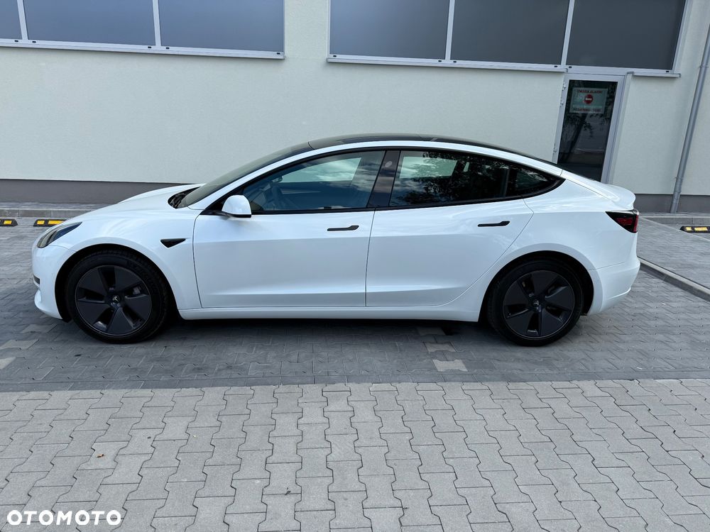 Tesla Model 3 RWD - 5