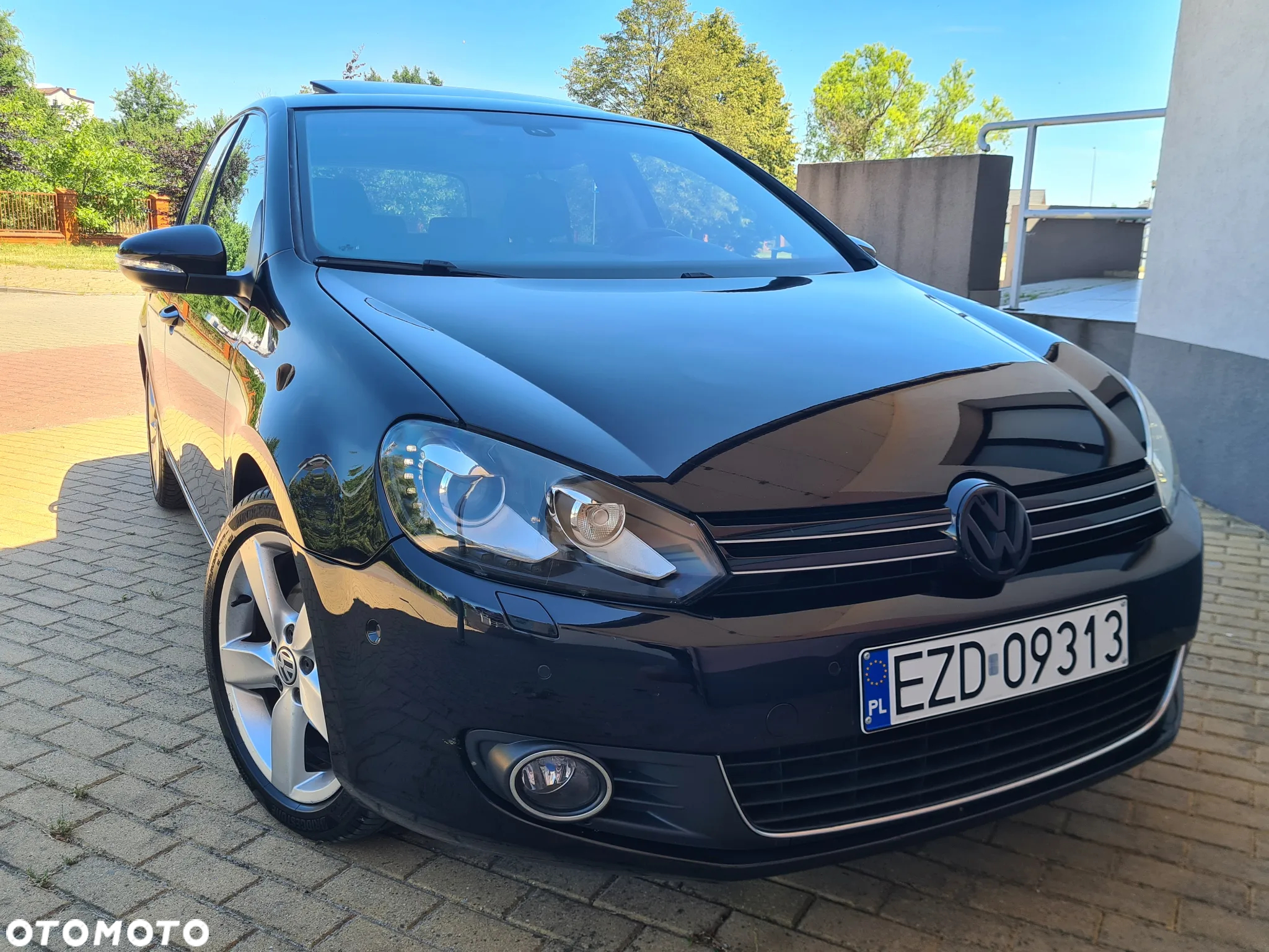 Volkswagen Golf VI 2.0 TDI Highline - 16