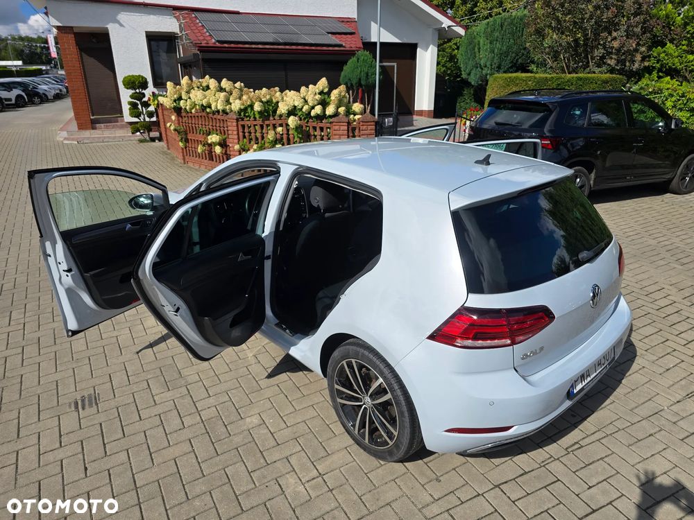 Volkswagen Golf - 39