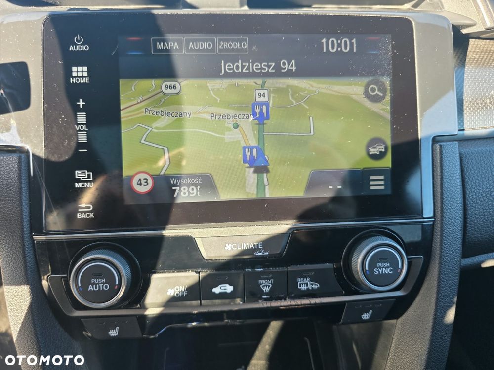 Honda Civic 1.0 i-VTEC Turbo CVT Executive - 27