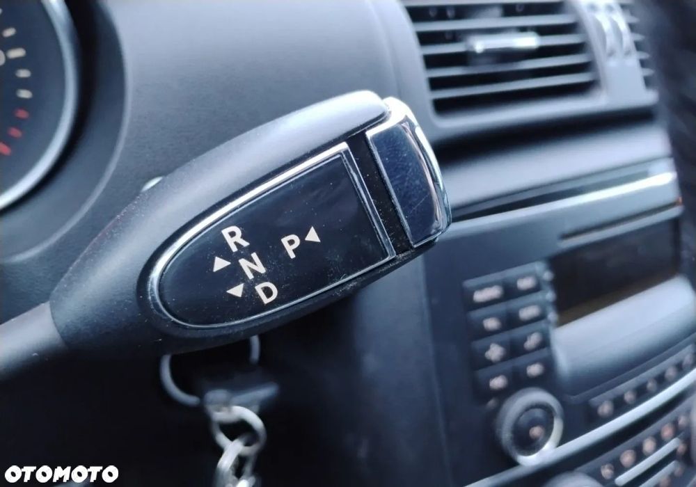 Mercedes-Benz Klasa R - 18