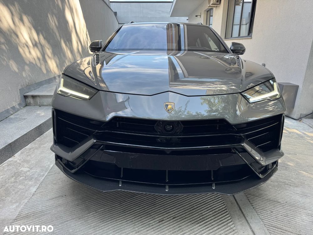 Lamborghini URUS - 2
