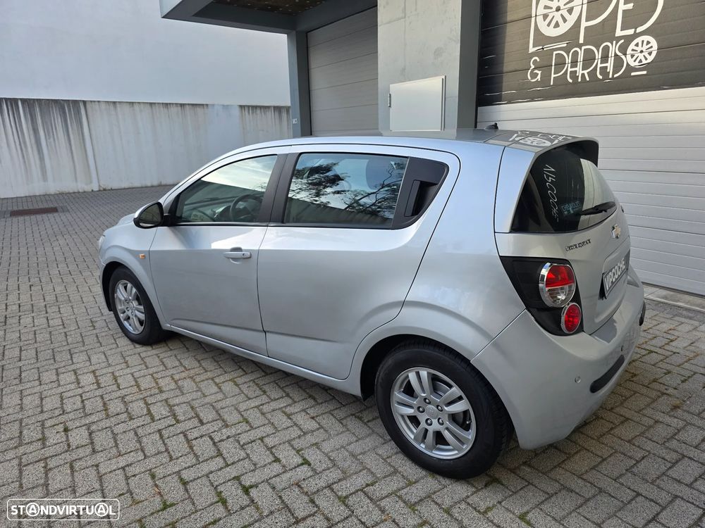 Chevrolet Aveo 1.3 VCDi LTZ - 23