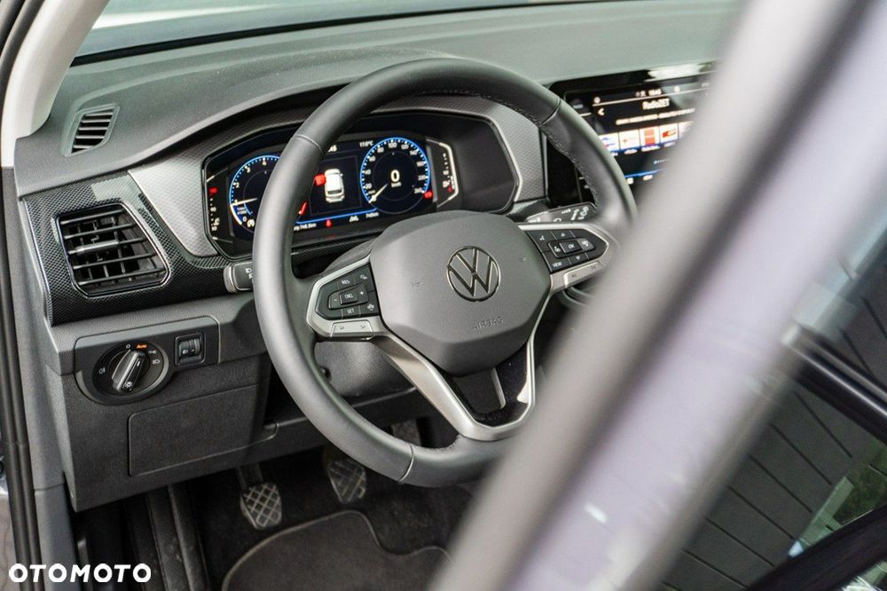Volkswagen T-Cross - 11