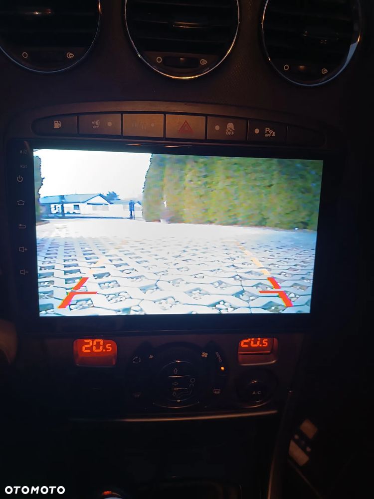 Peugeot 308 1.6 HDi Premium - 8