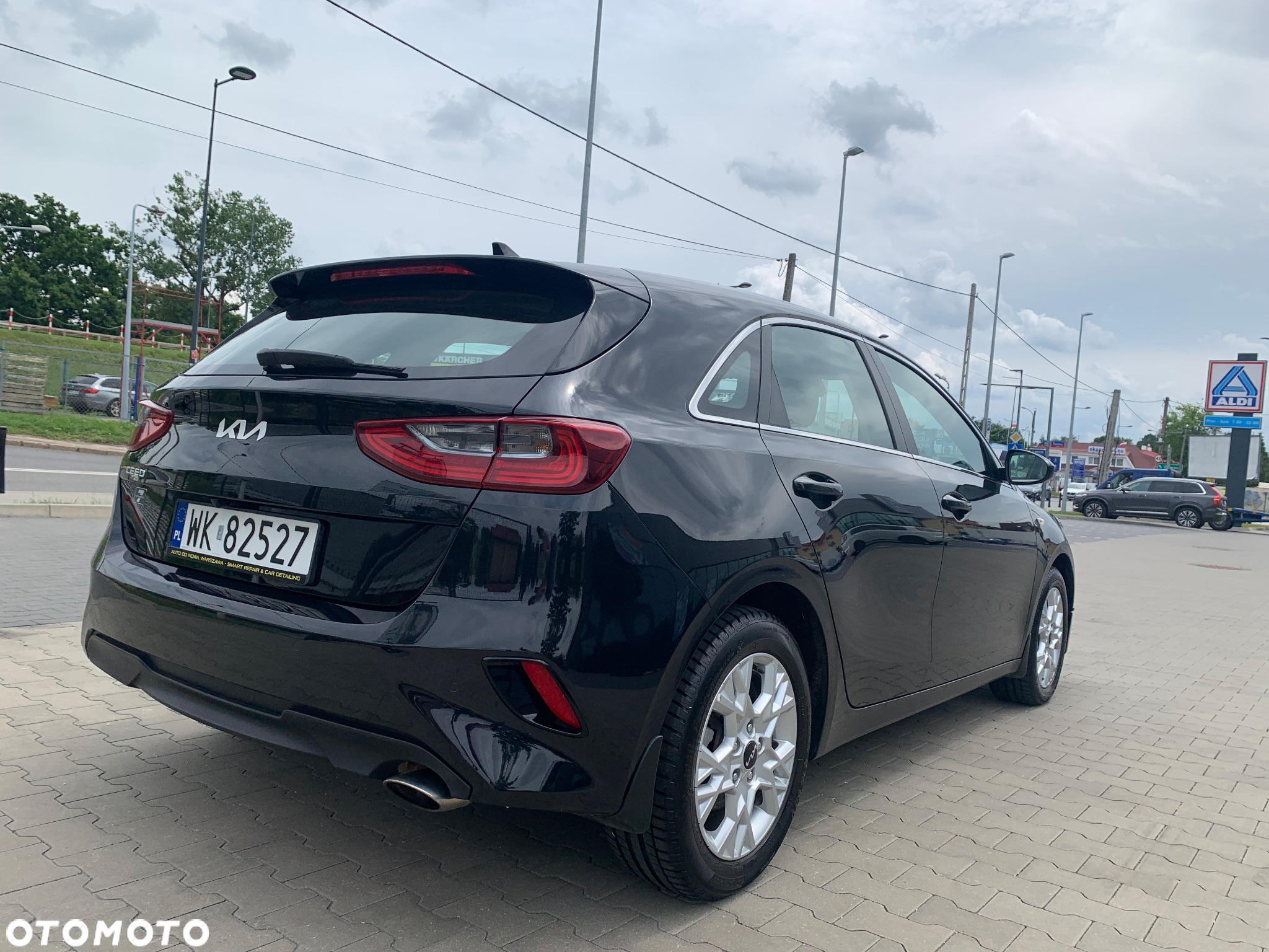 Kia Ceed 1.5 T-GDI Business Line - 11
