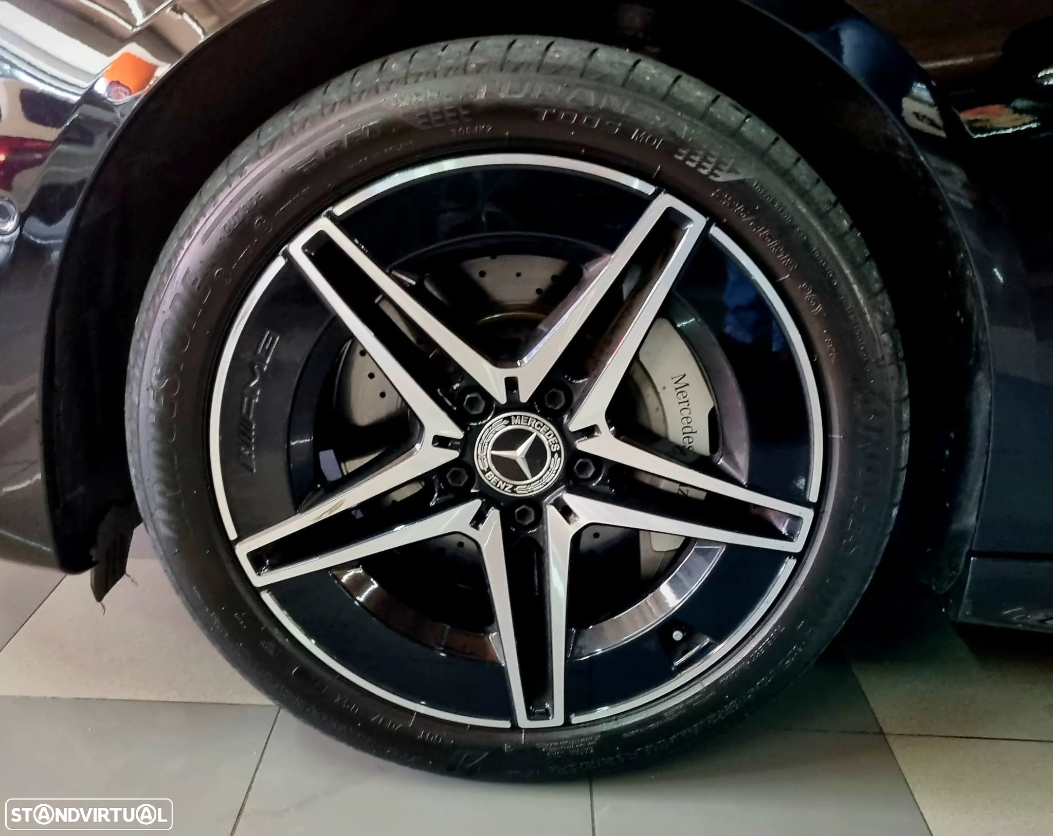 Mercedes-Benz C 300 e AMG Line - 24