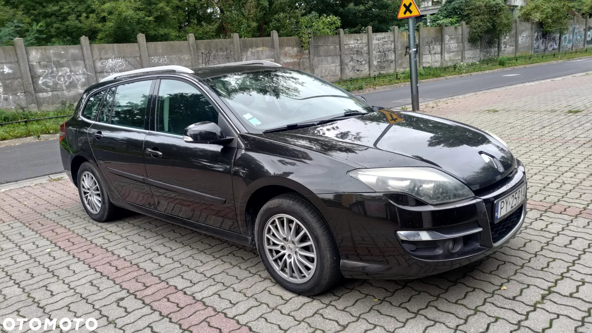 Renault Laguna Grandtour dCi 110 FAP Dynamique - 19