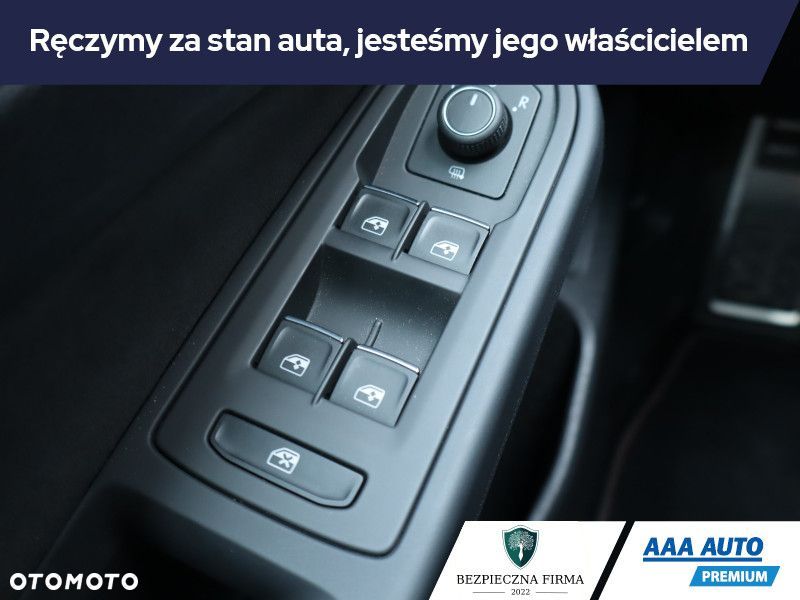 Volkswagen Golf - 17