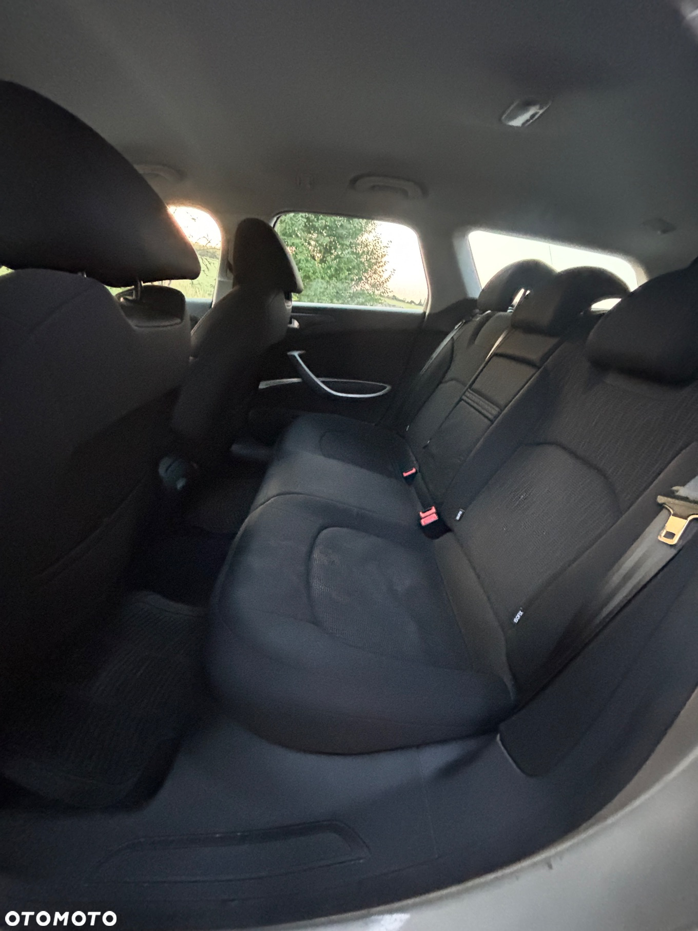 Citroën C5 Tourer e-HDi 110 EGS6 FAP Selection - 23